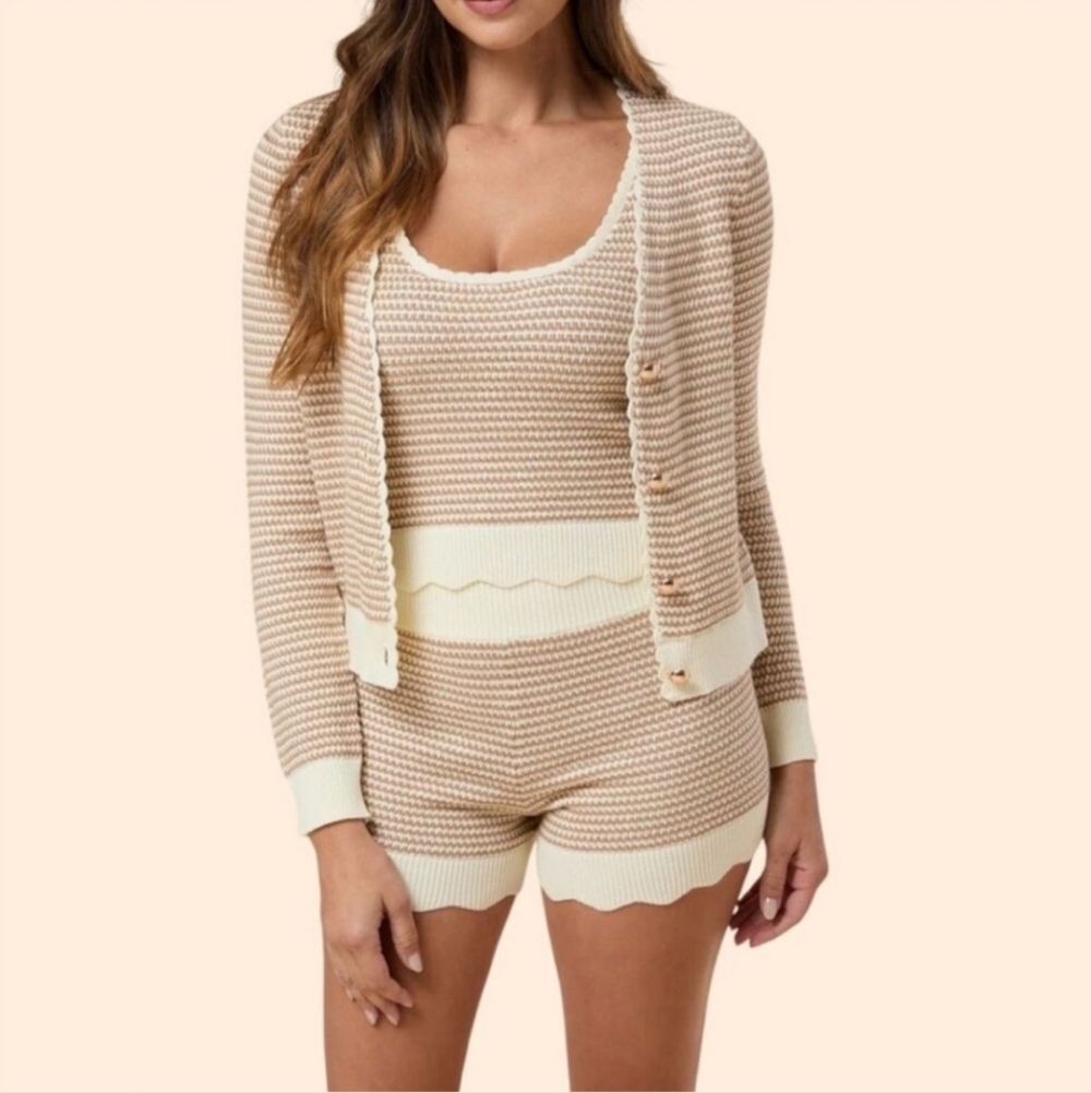 Rachel Parcell Cream and Tan Knit Top